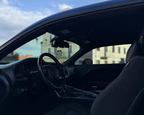 Синий Додж Челенджер, объемом двигателя 3.6 л и пробегом 64 тыс. км за 21900 $, фото 33 на Automoto.ua