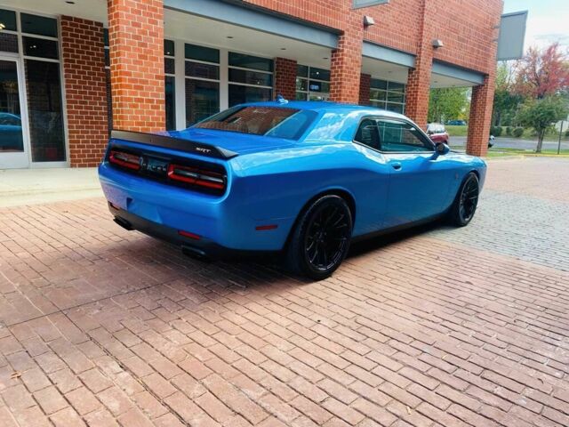 Синий Додж Челенджер, объемом двигателя 6.2 л и пробегом 71 тыс. км за 16800 $, фото 5 на Automoto.ua