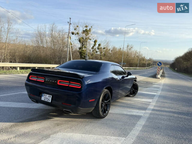 Синий Додж Челенджер, объемом двигателя 3.6 л и пробегом 64 тыс. км за 21900 $, фото 24 на Automoto.ua