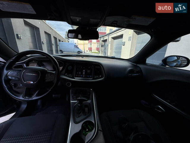 Синий Додж Челенджер, объемом двигателя 3.6 л и пробегом 64 тыс. км за 21900 $, фото 60 на Automoto.ua