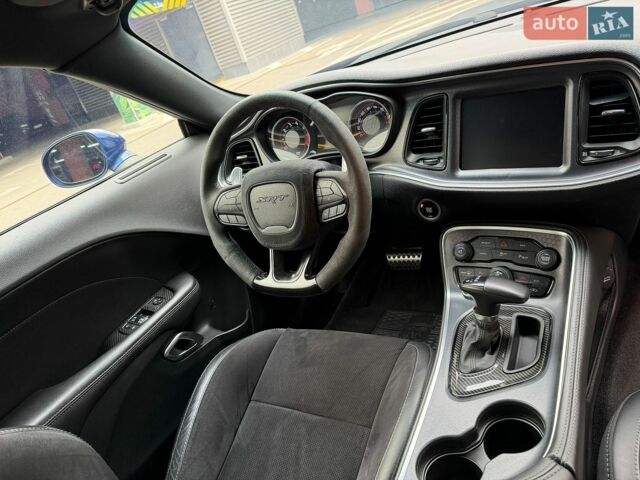 Синій Додж Challenger, об'ємом двигуна 7 л та пробігом 110 тис. км за 35000 $, фото 9 на Automoto.ua
