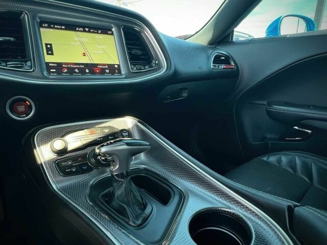 Додж Челенджер 2018 в Одессе на Automoto.ua Синий Додж Челенджер, объемом двигателя 6.2 л и пробегом 38 тыс. км за 25000 $, фото 8 на Automoto.ua