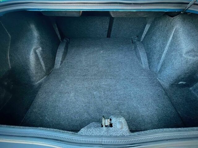 Додж Челенджер 2018 в Одессе на Automoto.ua Синий Додж Челенджер, объемом двигателя 6.2 л и пробегом 38 тыс. км за 25000 $, фото 12 на Automoto.ua