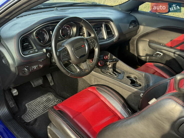 Синій Додж Challenger, об'ємом двигуна 3.6 л та пробігом 93 тис. км за 24500 $, фото 13 на Automoto.ua