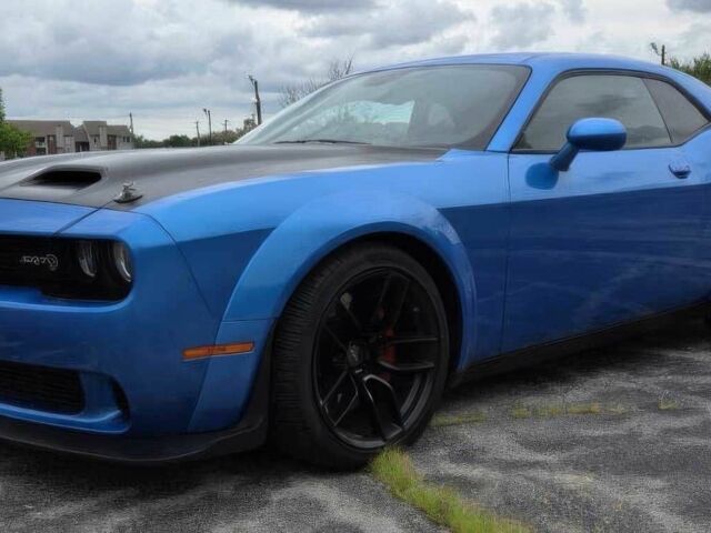 Додж Челенджер 2019 в Ужгороде на Automoto.ua Синий Додж Челенджер, объемом двигателя 6.2 л и пробегом 46 тыс. км за 5400 $, фото 2 на Automoto.ua