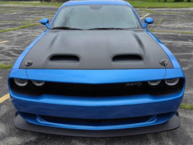 Додж Челенджер 2019 в Ужгороде на Automoto.ua Синий Додж Челенджер, объемом двигателя 6.2 л и пробегом 46 тыс. км за 5400 $, фото 1 на Automoto.ua