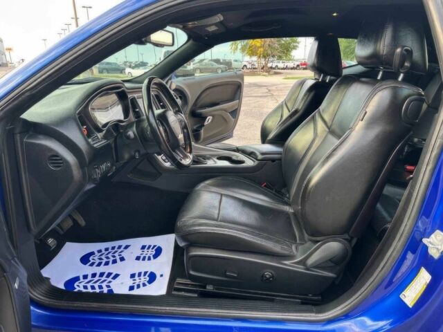 Синій Додж Challenger, об'ємом двигуна 3.6 л та пробігом 40 тис. км за 13000 $, фото 7 на Automoto.ua