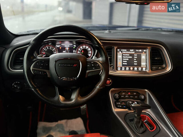 Синій Додж Challenger, об'ємом двигуна 3.6 л та пробігом 29 тис. км за 24500 $, фото 10 на Automoto.ua