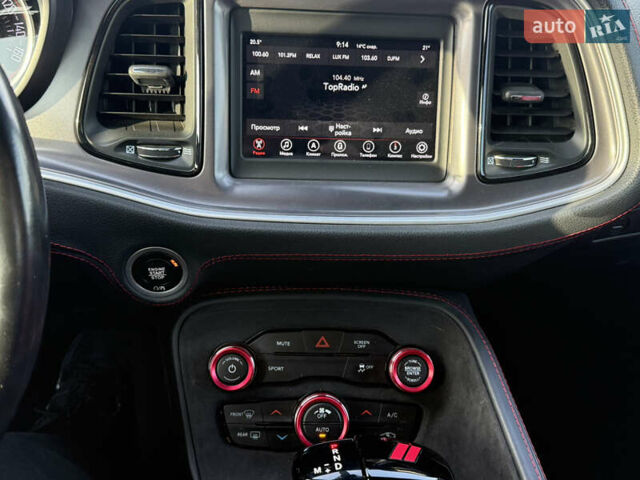 Синій Додж Challenger, об'ємом двигуна 3.6 л та пробігом 93 тис. км за 24500 $, фото 18 на Automoto.ua