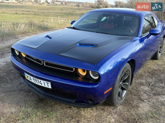 Синій Додж Challenger, об'ємом двигуна 3.6 л та пробігом 93 тис. км за 24500 $, фото 2 на Automoto.ua