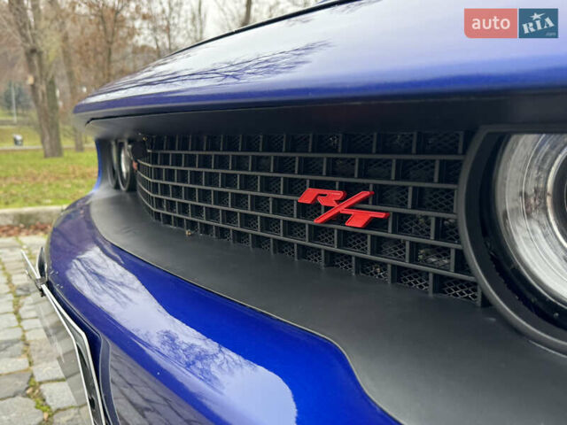 Синій Додж Challenger, об'ємом двигуна 5.65 л та пробігом 22 тис. км за 29999 $, фото 121 на Automoto.ua