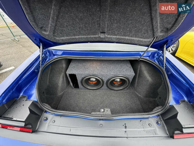 Синій Додж Challenger, об'ємом двигуна 5.65 л та пробігом 22 тис. км за 29999 $, фото 31 на Automoto.ua