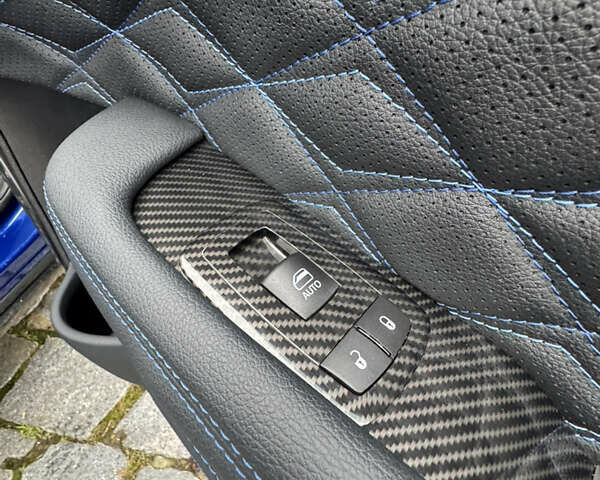 Синій Додж Challenger, об'ємом двигуна 5.65 л та пробігом 22 тис. км за 29999 $, фото 24 на Automoto.ua