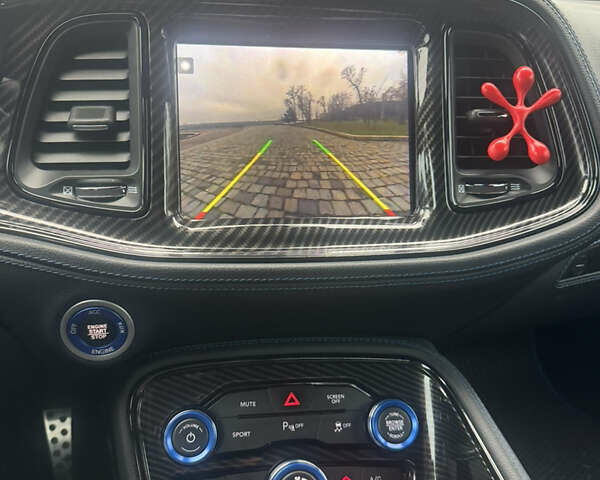 Синій Додж Challenger, об'ємом двигуна 5.65 л та пробігом 22 тис. км за 29999 $, фото 32 на Automoto.ua