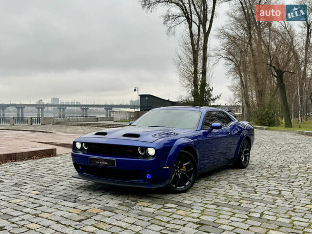 Синій Додж Challenger, об'ємом двигуна 5.65 л та пробігом 22 тис. км за 29999 $, фото 85 на Automoto.ua