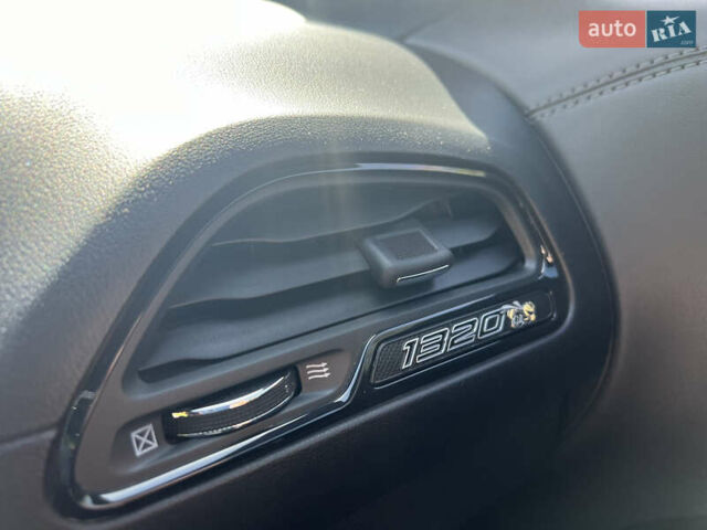 Синий Додж Челенджер, объемом двигателя 6.42 л и пробегом 17 тыс. км за 59500 $, фото 31 на Automoto.ua