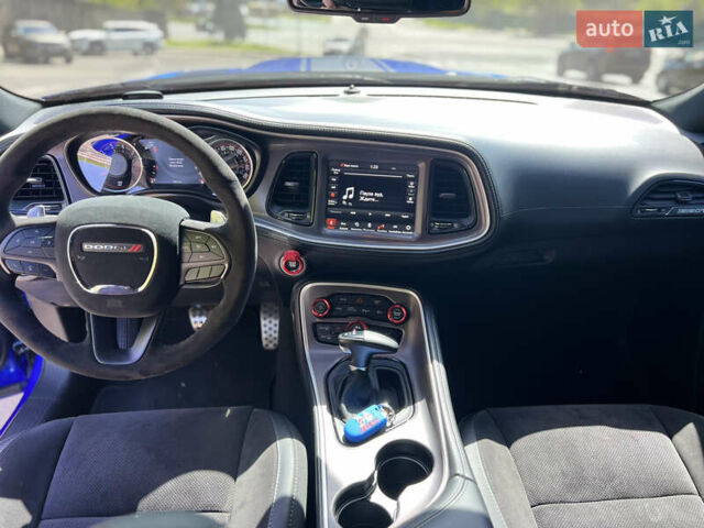 Синий Додж Челенджер, объемом двигателя 6.42 л и пробегом 17 тыс. км за 59500 $, фото 29 на Automoto.ua