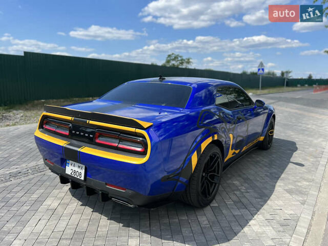 Синий Додж Челенджер, объемом двигателя 6.42 л и пробегом 17 тыс. км за 59500 $, фото 10 на Automoto.ua