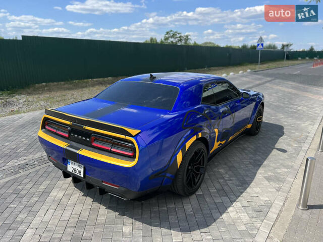 Синий Додж Челенджер, объемом двигателя 6.42 л и пробегом 17 тыс. км за 59500 $, фото 12 на Automoto.ua