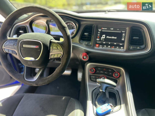 Синий Додж Челенджер, объемом двигателя 6.42 л и пробегом 17 тыс. км за 59500 $, фото 24 на Automoto.ua