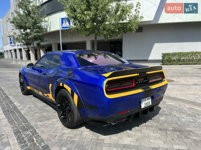 Синий Додж Челенджер, объемом двигателя 6.42 л и пробегом 17 тыс. км за 59500 $, фото 6 на Automoto.ua