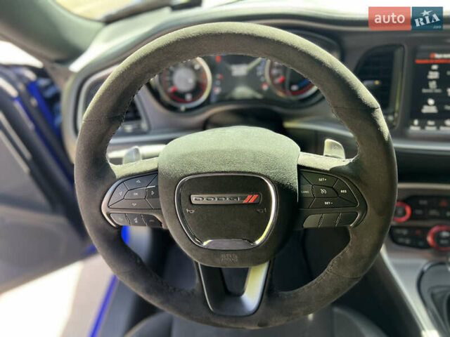 Синий Додж Челенджер, объемом двигателя 6.42 л и пробегом 17 тыс. км за 59500 $, фото 22 на Automoto.ua