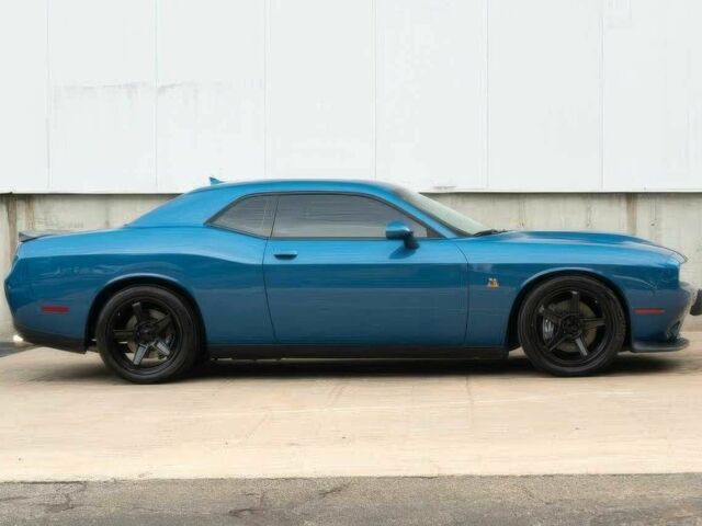 Додж Челенджер 2023 в Львове на Automoto.ua Синий Додж Челенджер, объемом двигателя 6.4 л и пробегом 19 тыс. км за 11200 $, фото 5 на Automoto.ua