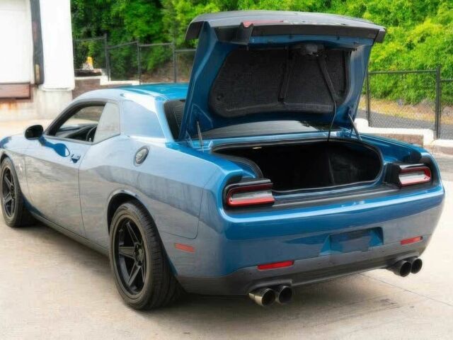 Додж Челенджер 2023 в Львове на Automoto.ua Синий Додж Челенджер, объемом двигателя 6.4 л и пробегом 19 тыс. км за 11200 $, фото 3 на Automoto.ua