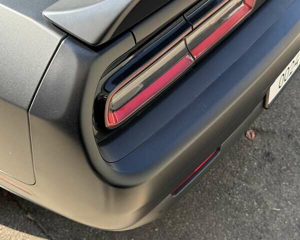 Зелений Додж Challenger, об'ємом двигуна 6.42 л та пробігом 78 тис. км за 33500 $, фото 4 на Automoto.ua