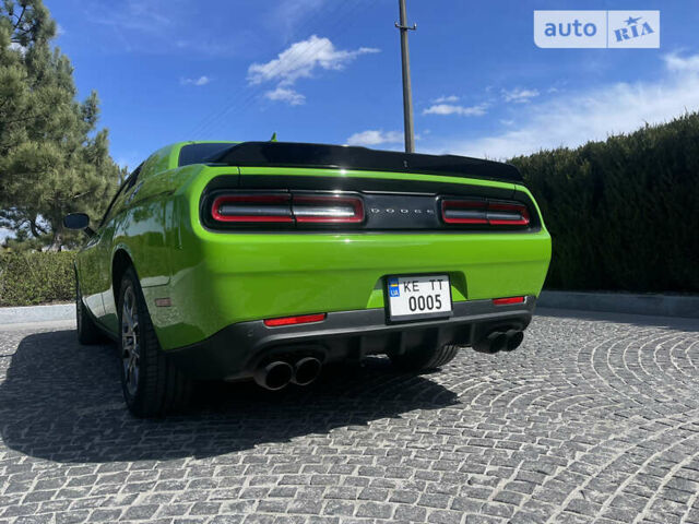 Зелений Додж Challenger, об'ємом двигуна 3.6 л та пробігом 79 тис. км за 25000 $, фото 11 на Automoto.ua