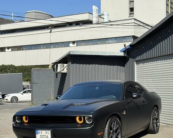 Зелений Додж Challenger, об'ємом двигуна 6.42 л та пробігом 78 тис. км за 33500 $, фото 30 на Automoto.ua