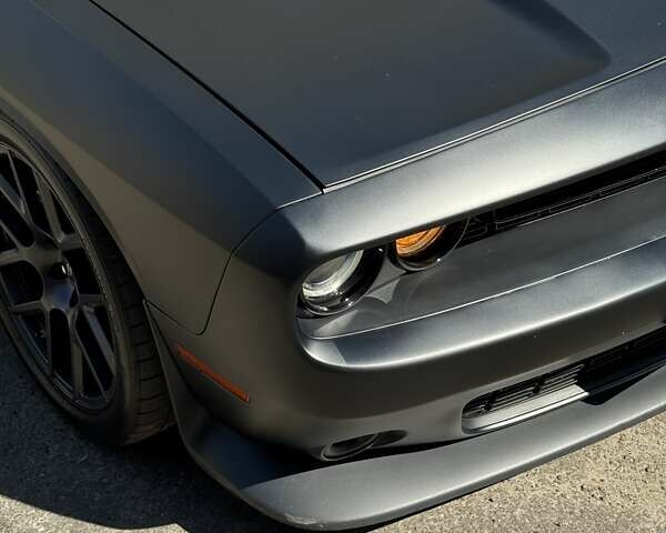 Зелений Додж Challenger, об'ємом двигуна 6.42 л та пробігом 78 тис. км за 33500 $, фото 33 на Automoto.ua
