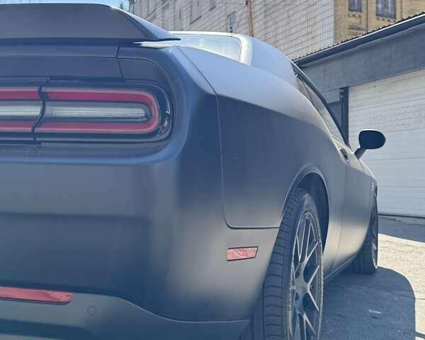 Зелений Додж Challenger, об'ємом двигуна 6.42 л та пробігом 78 тис. км за 33500 $, фото 3 на Automoto.ua