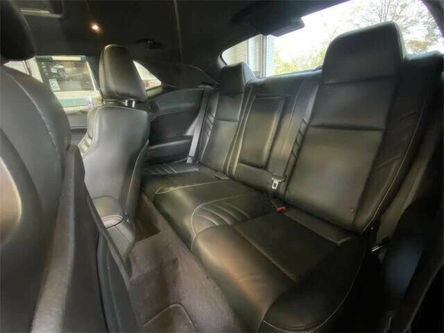 Додж Челенджер 2018 в Львове на Automoto.ua Зеленый Додж Челенджер, объемом двигателя 6.2 л и пробегом 33 тыс. км за 17000 $, фото 10 на Automoto.ua