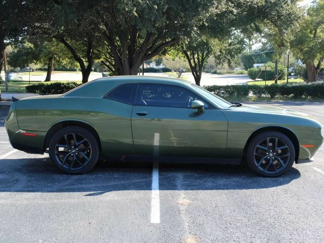 Зеленый Додж Челенджер, объемом двигателя 3.6 л и пробегом 25 тыс. км за 9900 $, фото 6 на Automoto.ua