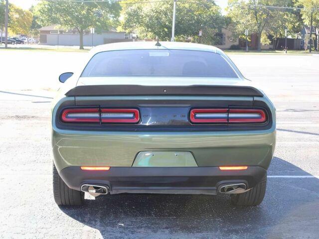 Зеленый Додж Челенджер, объемом двигателя 3.6 л и пробегом 25 тыс. км за 9900 $, фото 5 на Automoto.ua