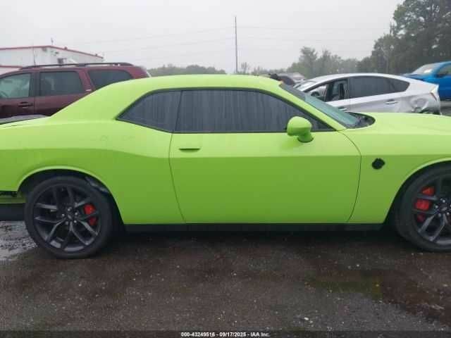 Зелений Додж Challenger, об'ємом двигуна 3.6 л та пробігом 33 тис. км за 9000 $, фото 12 на Automoto.ua