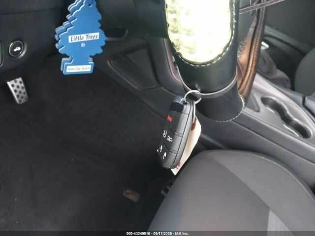 Зелений Додж Challenger, об'ємом двигуна 3.6 л та пробігом 33 тис. км за 9000 $, фото 10 на Automoto.ua