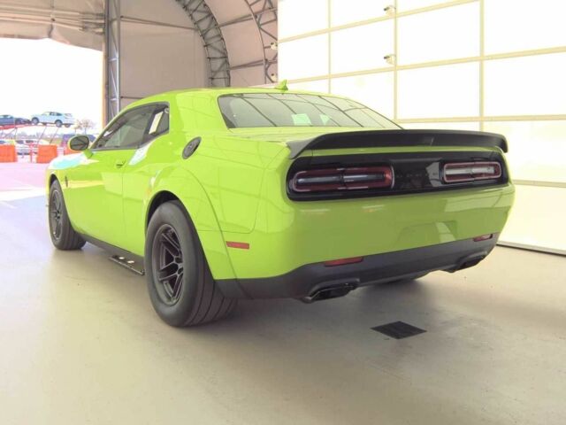Зеленый Додж Челенджер, объемом двигателя 6.2 л и пробегом 2 тыс. км за 13200 $, фото 4 на Automoto.ua