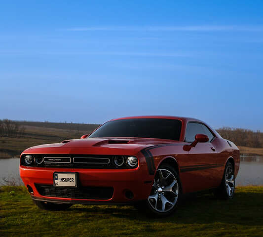 Оранжевый Додж Челенджер, объемом двигателя 3.6 л и пробегом 96 тыс. км за 18990 $, фото 3 на Automoto.ua