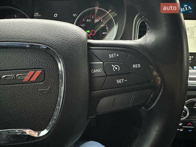 Білий Додж Charger, об'ємом двигуна 3.6 л та пробігом 185 тис. км за 17600 $, фото 47 на Automoto.ua