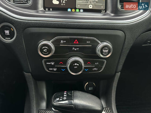 Білий Додж Charger, об'ємом двигуна 3.6 л та пробігом 185 тис. км за 17600 $, фото 50 на Automoto.ua