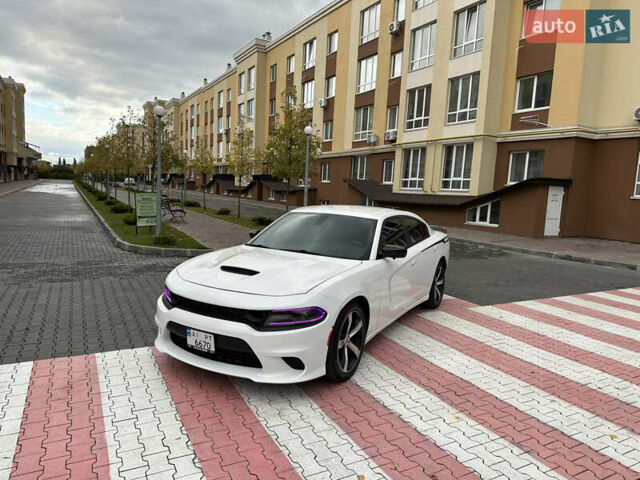 Белый Додж Чарджер, объемом двигателя 3.6 л и пробегом 185 тыс. км за 15999 $, фото 15 на Automoto.ua