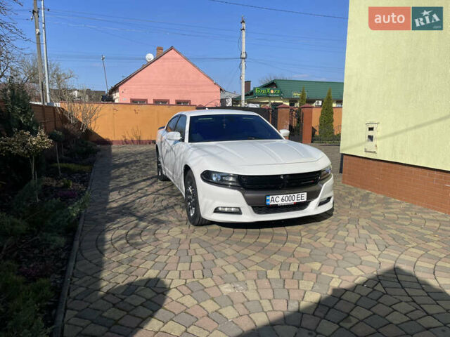 Білий Додж Charger, об'ємом двигуна 3.61 л та пробігом 78 тис. км за 19500 $, фото 1 на Automoto.ua