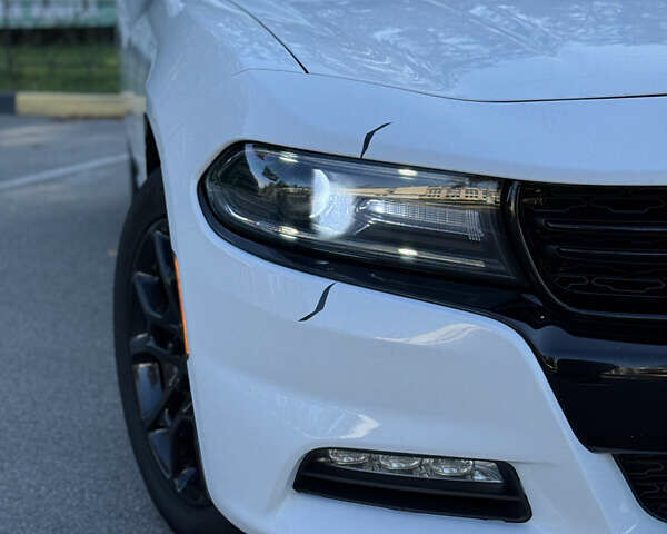 Білий Додж Charger, об'ємом двигуна 3.6 л та пробігом 126 тис. км за 20400 $, фото 49 на Automoto.ua