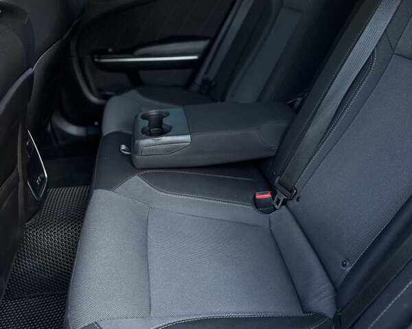 Білий Додж Charger, об'ємом двигуна 3.6 л та пробігом 126 тис. км за 20400 $, фото 47 на Automoto.ua
