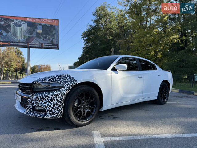 Білий Додж Charger, об'ємом двигуна 3.6 л та пробігом 126 тис. км за 20400 $, фото 14 на Automoto.ua