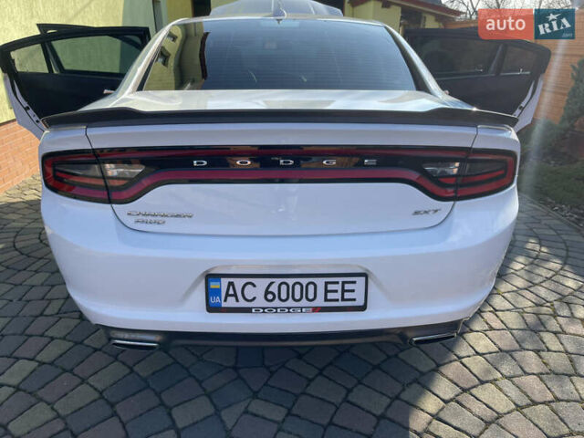 Білий Додж Charger, об'ємом двигуна 3.61 л та пробігом 78 тис. км за 19500 $, фото 22 на Automoto.ua