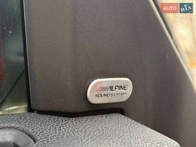 Белый Додж Чарджер, объемом двигателя 6.4 л и пробегом 83 тыс. км за 30900 $, фото 14 на Automoto.ua