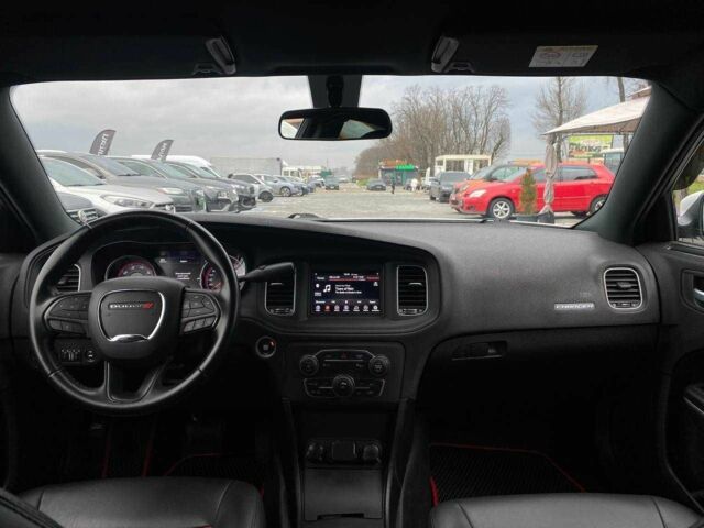 Белый Додж Чарджер, объемом двигателя 3.6 л и пробегом 29 тыс. км за 21490 $, фото 23 на Automoto.ua